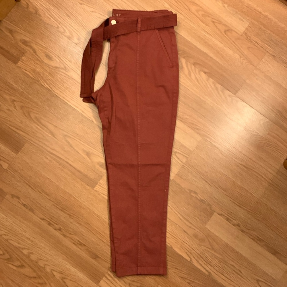 WHBM GUC Brick Red Straight Crop Pants